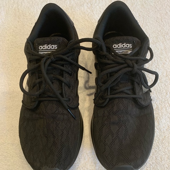 Adidas Women’s Cloudfoam Qt Racer Black Adidas Women’s Cloudfoam Qt Racer Black